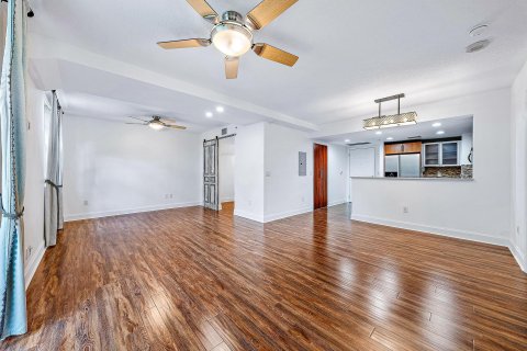 Copropriété à vendre à West Palm Beach, Floride: 2 chambres, 104.98 m2 № 747968 - photo 19