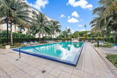 Copropriété à vendre à West Palm Beach, Floride: 2 chambres, 104.98 m2 № 747968 - photo 6