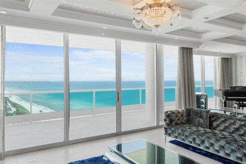 Condominio en venta en Miami Beach, Florida, 4 dormitorios, 405.98 m2 № 1315589 - foto 2