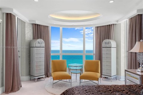 Condominio en venta en Miami Beach, Florida, 4 dormitorios, 405.98 m2 № 1315589 - foto 16