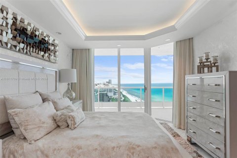 Condominio en venta en Miami Beach, Florida, 4 dormitorios, 405.98 m2 № 1315589 - foto 25