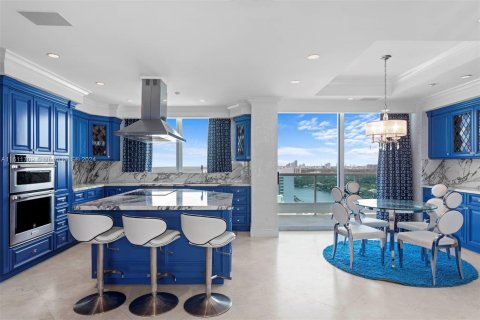 Copropriété à vendre à Miami Beach, Floride: 4 chambres, 405.98 m2 № 1315589 - photo 6