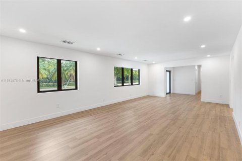 Casa en venta en Coral Gables, Florida, 3 dormitorios, 183.39 m2 № 1315512 - foto 6