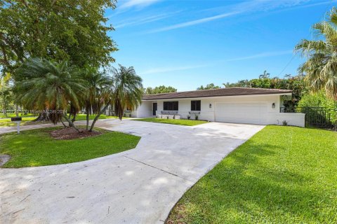 Villa ou maison à vendre à Coral Gables, Floride: 3 chambres, 183.39 m2 № 1315512 - photo 3