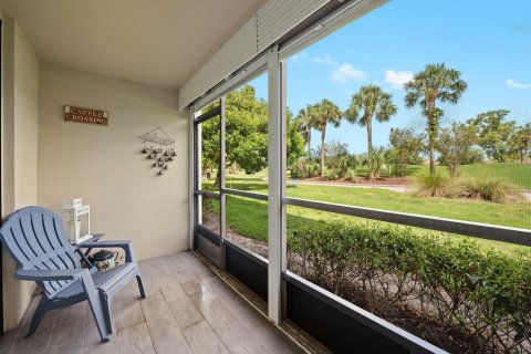 Condo in Deerfield Beach, Florida, 2 bedrooms  № 1185377 - photo 12