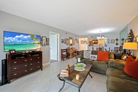 Condo in Deerfield Beach, Florida, 2 bedrooms  № 1185377 - photo 14