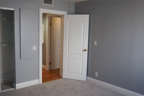 Condo in Tampa, Florida, 2 bedrooms  № 1371699 - photo 14