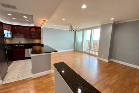 Copropriété à vendre à Tampa, Floride: 2 chambres, 83.98 m2 № 1371699 - photo 11