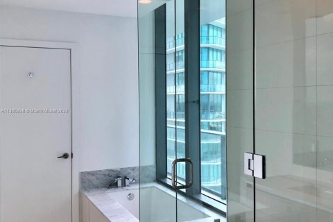 Condominio en venta en Miami, Florida, 3 dormitorios, 153.2 m2 № 837392 - foto 10