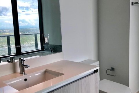 Condominio en venta en Miami, Florida, 3 dormitorios, 153.2 m2 № 837392 - foto 11