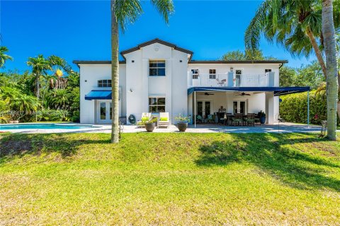 Villa ou maison à vendre à Palmetto Bay, Floride: 5 chambres, 311.59 m2 № 1188261 - photo 9