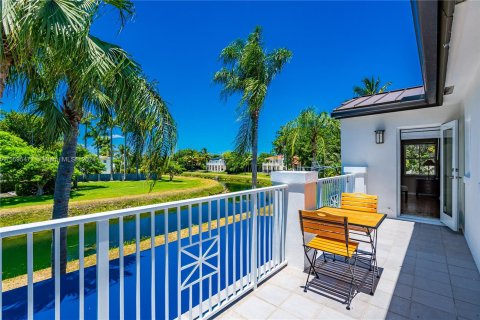 Villa ou maison à vendre à Palmetto Bay, Floride: 5 chambres, 311.59 m2 № 1188261 - photo 26