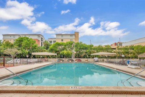 Condo in Sunny Isles Beach, Florida, 1 bedroom  № 1188350 - photo 23