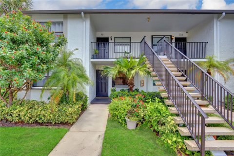 Copropriété à vendre à Deerfield Beach, Floride: 2 chambres, 83.61 m2 № 1315984 - photo 1