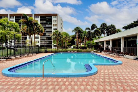 Copropriété à vendre à Deerfield Beach, Floride: 2 chambres, 83.61 m2 № 1315984 - photo 22