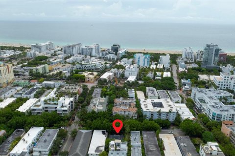 Casa en venta en Miami Beach, Florida, 5 dormitorios, 167.78 m2 № 1239726 - foto 17