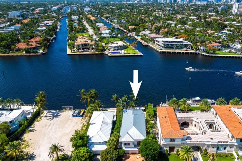 Villa ou maison à vendre à Fort Lauderdale, Floride: 4 chambres, 347.36 m2 № 984518 - photo 23