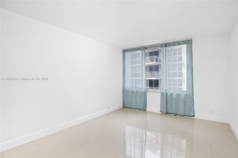 Copropriété à vendre à Miami Beach, Floride: 1 chambre, 77.76 m2 № 1078346 - photo 7