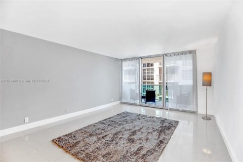 Copropriété à vendre à Miami Beach, Floride: 1 chambre, 77.76 m2 № 1078346 - photo 6