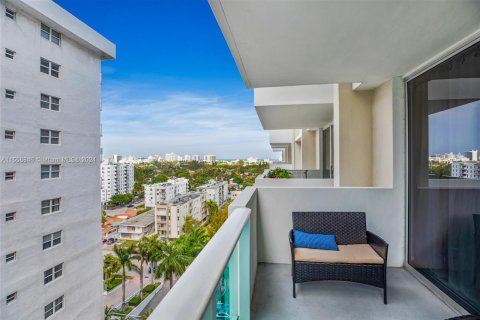 Copropriété à vendre à Miami Beach, Floride: 1 chambre, 77.76 m2 № 1078346 - photo 14