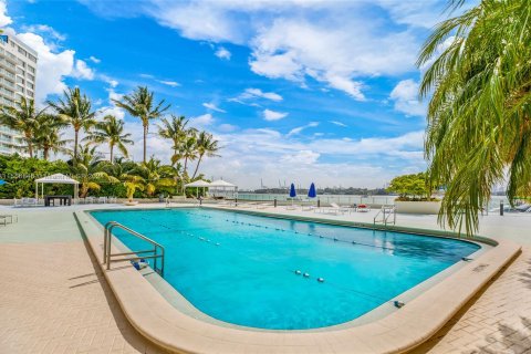 Condominio en venta en Miami Beach, Florida, 1 dormitorio, 77.76 m2 № 1078346 - foto 23