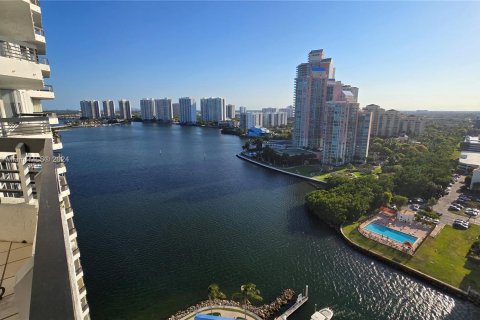 Condo in Aventura, Florida, 2 bedrooms  № 1173836 - photo 20