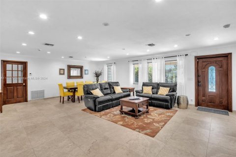 Villa ou maison à vendre à Fort Lauderdale, Floride: 3 chambres, 173.08 m2 № 1292330 - photo 7