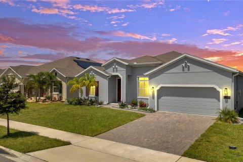 Villa ou maison à louer à Saint Cloud, Floride: 4 chambres, 268.86 m2 № 1341564 - photo 1