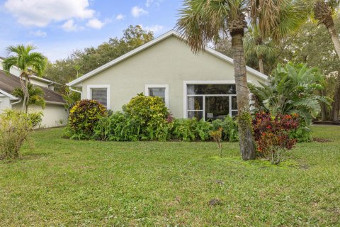 Villa ou maison à vendre à Vero Beach, Floride: 3 chambres, 259.75 m2 № 978923 - photo 2