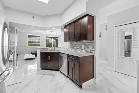 Copropriété à vendre à Aventura, Floride: 2 chambres, 95.13 m2 № 1184827 - photo 2