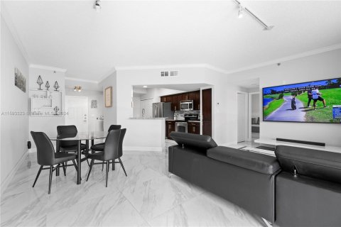 Condo in Aventura, Florida, 2 bedrooms  № 1184827 - photo 19