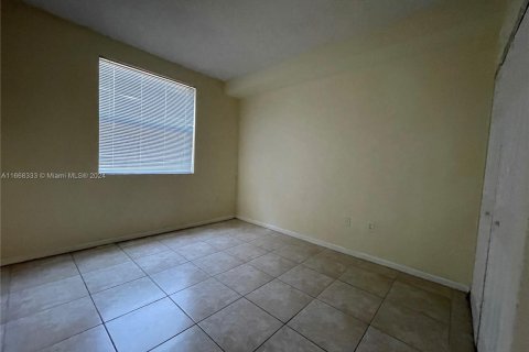 Copropriété à louer à Sunny Isles Beach, Floride: 2 chambres, 95.13 m2 № 1384444 - photo 26