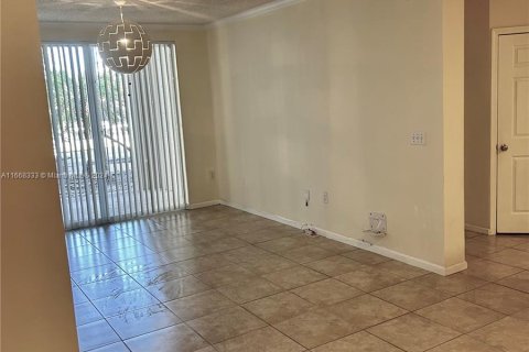 Condo in Sunny Isles Beach, Florida, 2 bedrooms  № 1384444 - photo 16