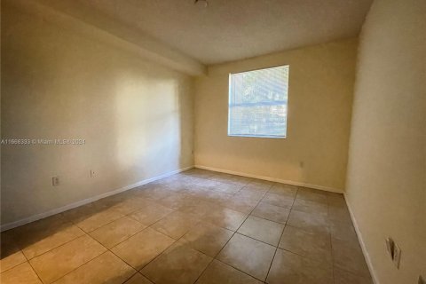 Copropriété à louer à Sunny Isles Beach, Floride: 2 chambres, 95.13 m2 № 1384444 - photo 27