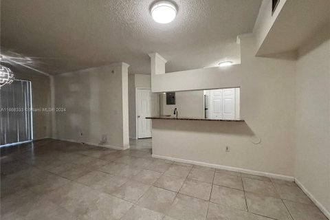 Copropriété à louer à Sunny Isles Beach, Floride: 2 chambres, 95.13 m2 № 1384444 - photo 28