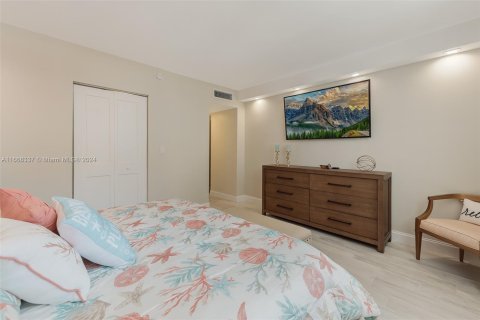 Condo in Fort Lauderdale, Florida, 1 bedroom  № 1384403 - photo 14