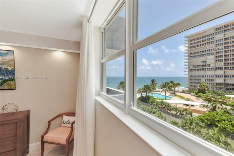 Condominio en venta en Fort Lauderdale, Florida, 1 dormitorio, 78.97 m2 № 1384403 - foto 13