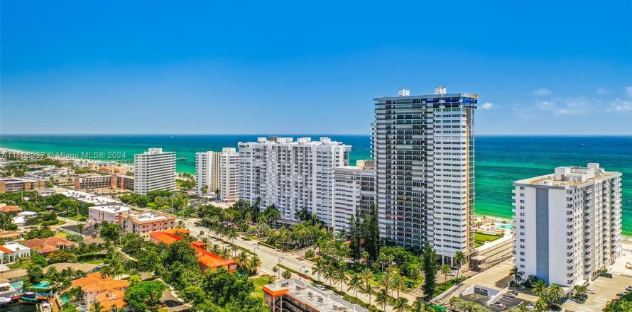 Condo in Fort Lauderdale, Florida, 1 bedroom  № 1384403