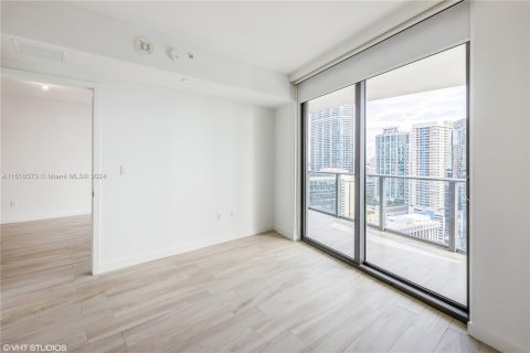 Condominio en venta en Miami, Florida, 1 dormitorio, 64.94 m2 № 935876 - foto 25