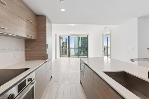 Condominio en venta en Miami, Florida, 1 dormitorio, 64.94 m2 № 935876 - foto 10