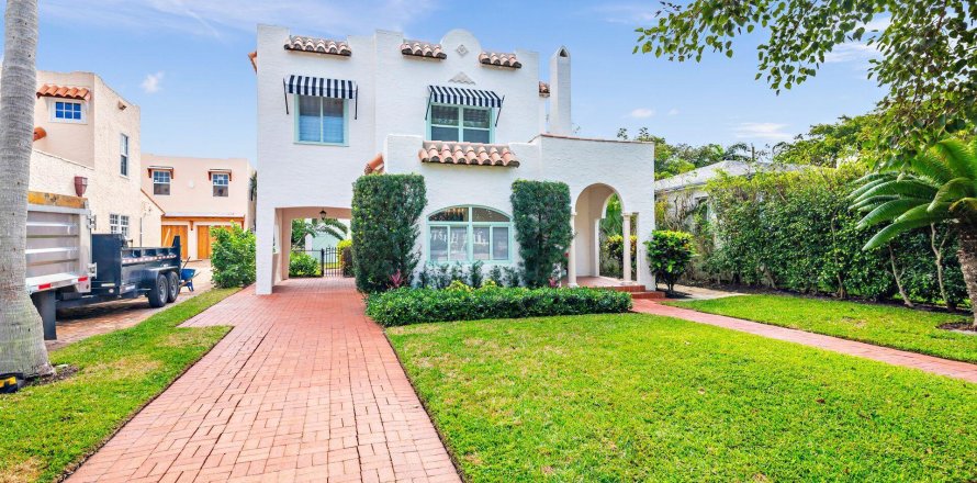 Villa ou maison à West Palm Beach, Floride 6 chambres, 290.32 m2 № 936708