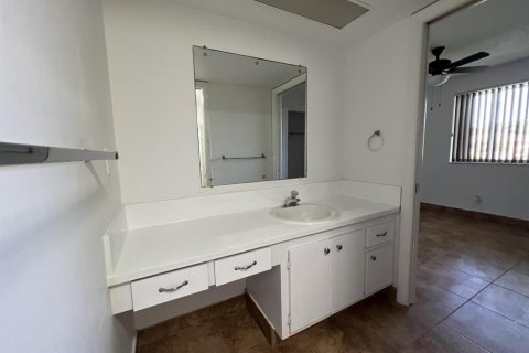 Condominio en venta en Lake Worth, Florida, 2 dormitorios, 83.05 m2 № 615205 - foto 10