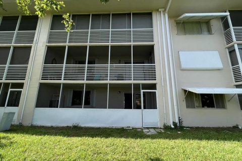 Condominio en venta en Lake Worth, Florida, 2 dormitorios, 83.05 m2 № 615205 - foto 5