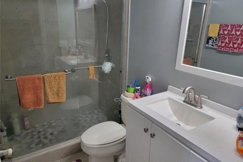 Adosado en venta en Orlando, Florida, 3 dormitorios, 130.34 m2 № 1335649 - foto 19