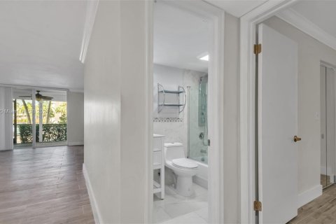 Copropriété à vendre à Boynton Beach, Floride: 2 chambres, 84.36 m2 № 1375674 - photo 10