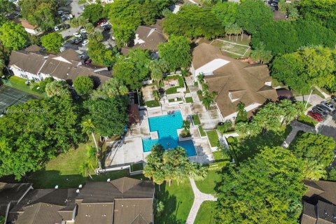 Copropriété à vendre à Miami, Floride: 2 chambres, 90.86 m2 № 1375506 - photo 22