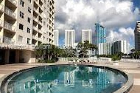 Condominio en venta en Sunny Isles Beach, Florida, 1 dormitorio, 65.5 m2 № 1375508 - foto 7