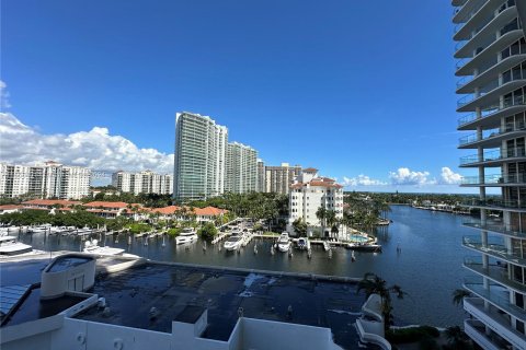 Condominio en venta en Aventura, Florida, 2 dormitorios, 141.4 m2 № 1375509 - foto 3