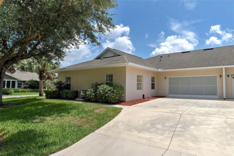 House in Port Charlotte, Florida 2 bedrooms, 110.55 sq.m. № 1256215 - photo 5