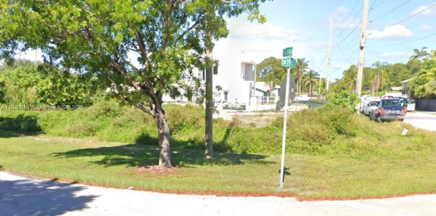 Land in Cutler Bay, Florida № 538843